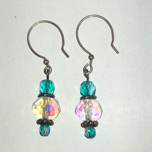 Elegant Crystal Beaded Dainty Drop Earrings - Picture 2 of 4